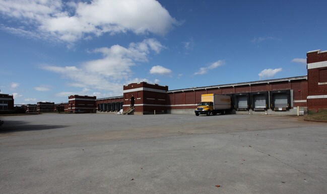 Plus de détails pour 2110 Chicopee Mill Rd, Gainesville, GA - Bureau/Commerce de détail, Industriel à louer