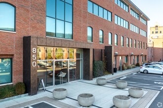 850 Canal St, Stamford, CT for lease Building Photo- Image 1 of 3
