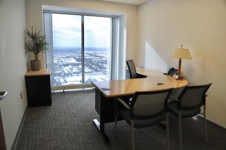 755 W Big Beaver Rd, Troy, MI for lease Interior Photo- Image 1 of 1