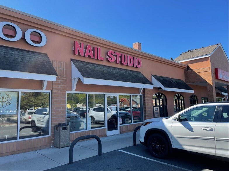 525 Inman Ave, Colonia, NJ for lease - Building Photo - Image 2 of 3