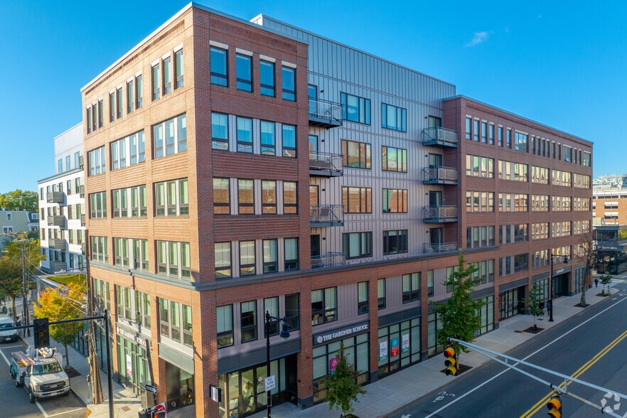 21 Charles St, Cambridge, MA for lease - Primary Photo - Image 1 of 39