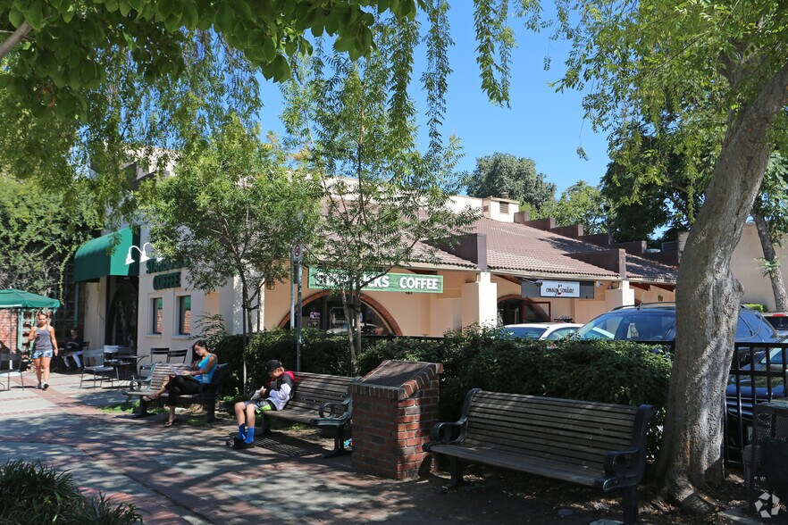 398 Hartz Ave, Danville, CA à louer - Photo du bâtiment - Image 2 de 2