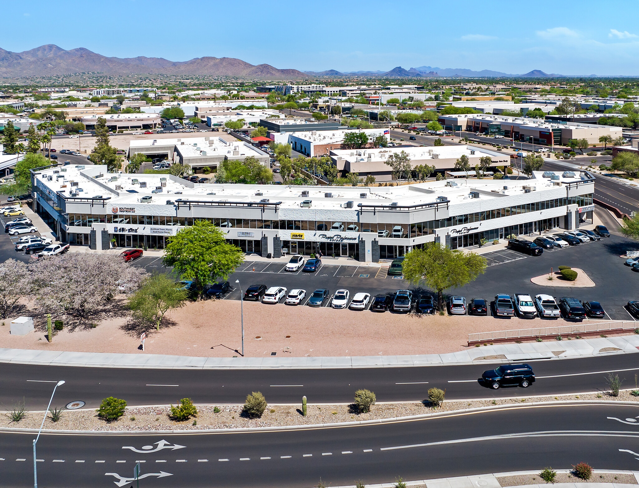 15001 N Hayden Rd, Scottsdale, AZ for sale Primary Photo- Image 1 of 14