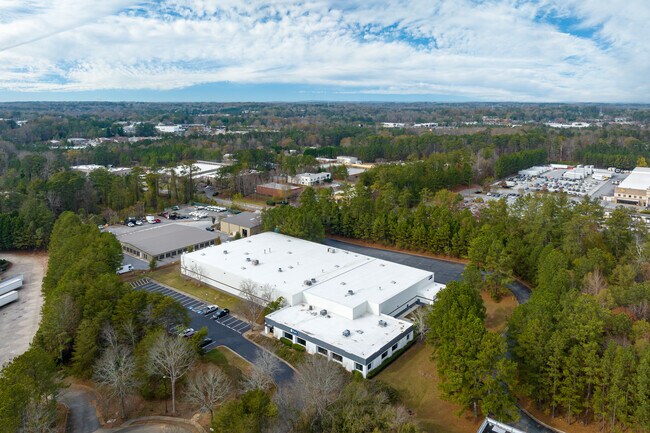 More details for 2000 Northfield Ct, Roswell, GA - Industrial for Lease