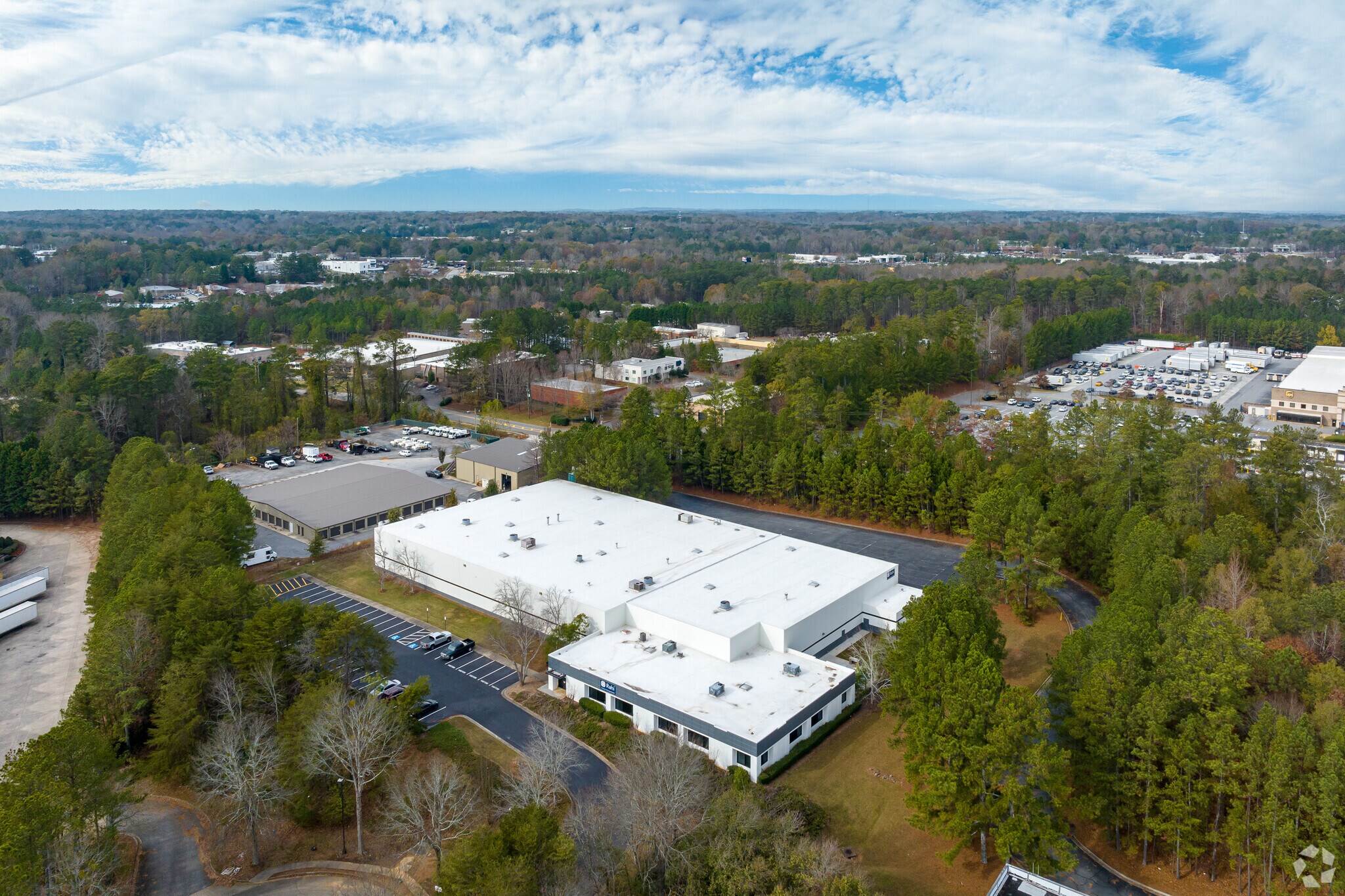 2000 Northfield Ct, Roswell, GA for lease Primary Photo- Image 1 of 33