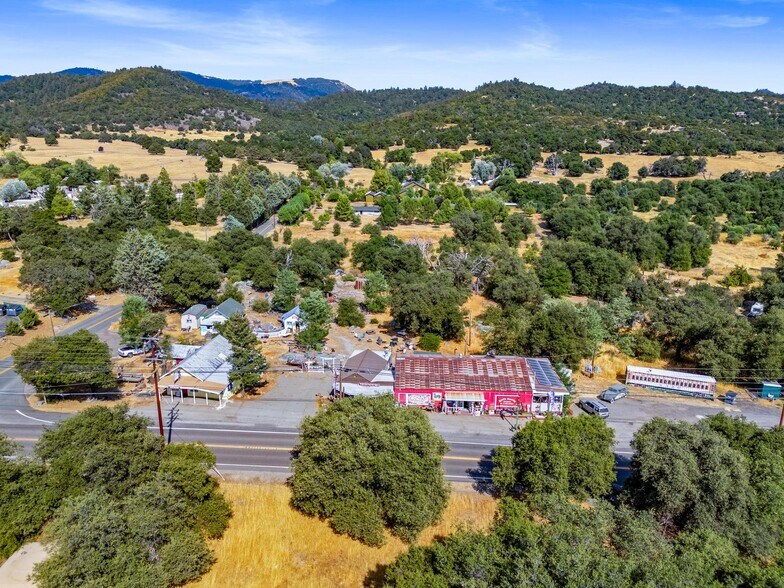 4336 Julian Hwy, Julian, CA à vendre - Photo du bâtiment - Image 2 de 31