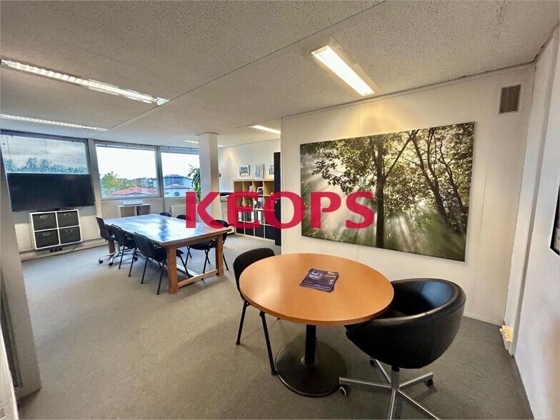1149 Rue La Pyrénéenne, Labège for lease - Interior Photo - Image 2 of 19