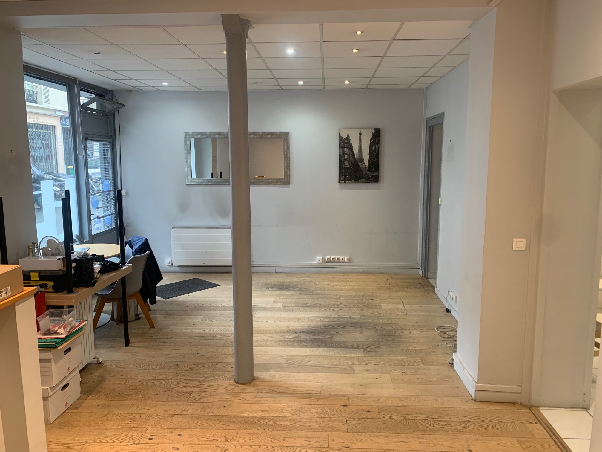 Multifamily in Paris for sale Primary Photo- Image 1 of 11