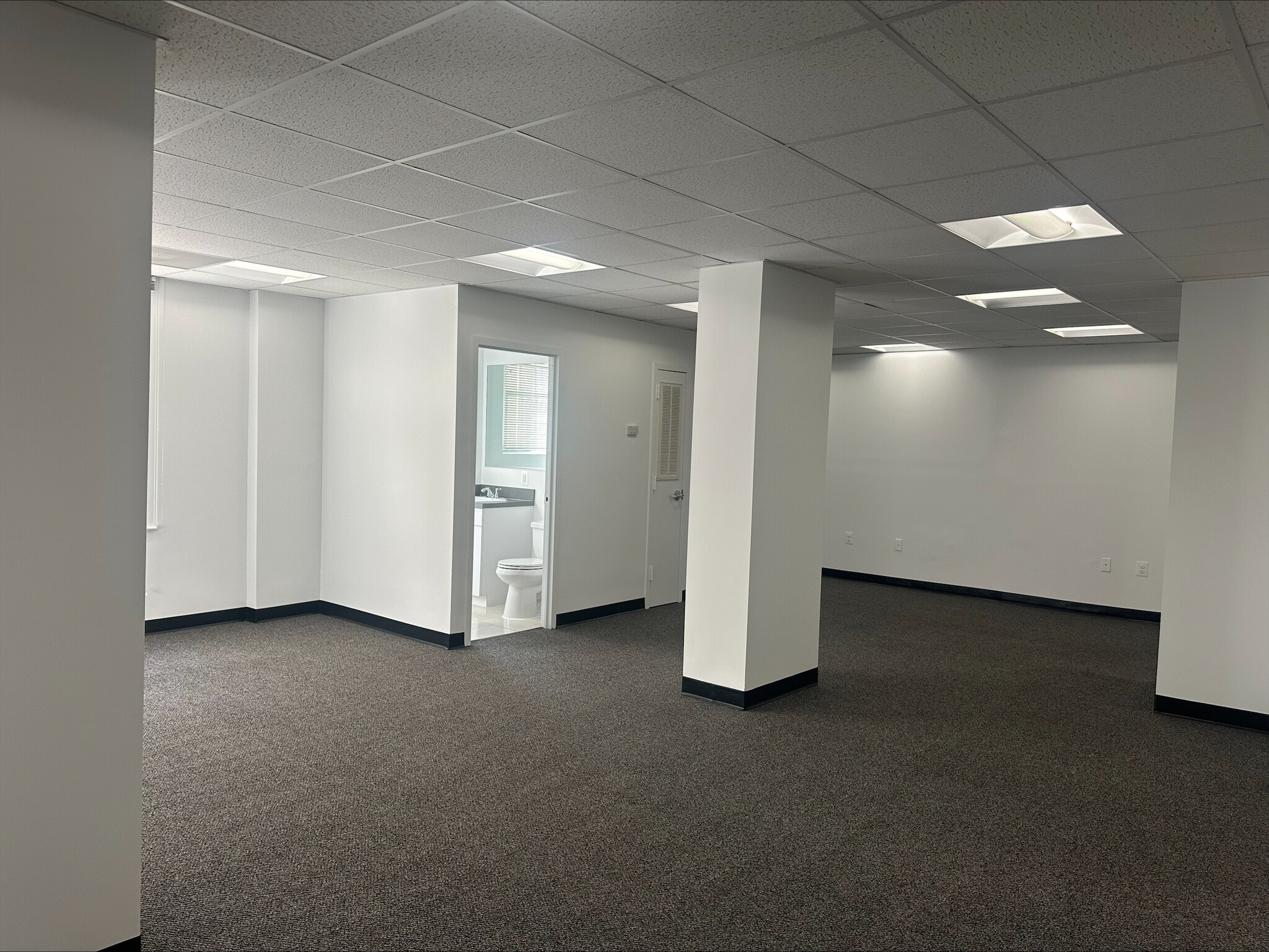 1808 Connecticut Ave NW, Washington, DC for lease Interior Photo- Image 1 of 8