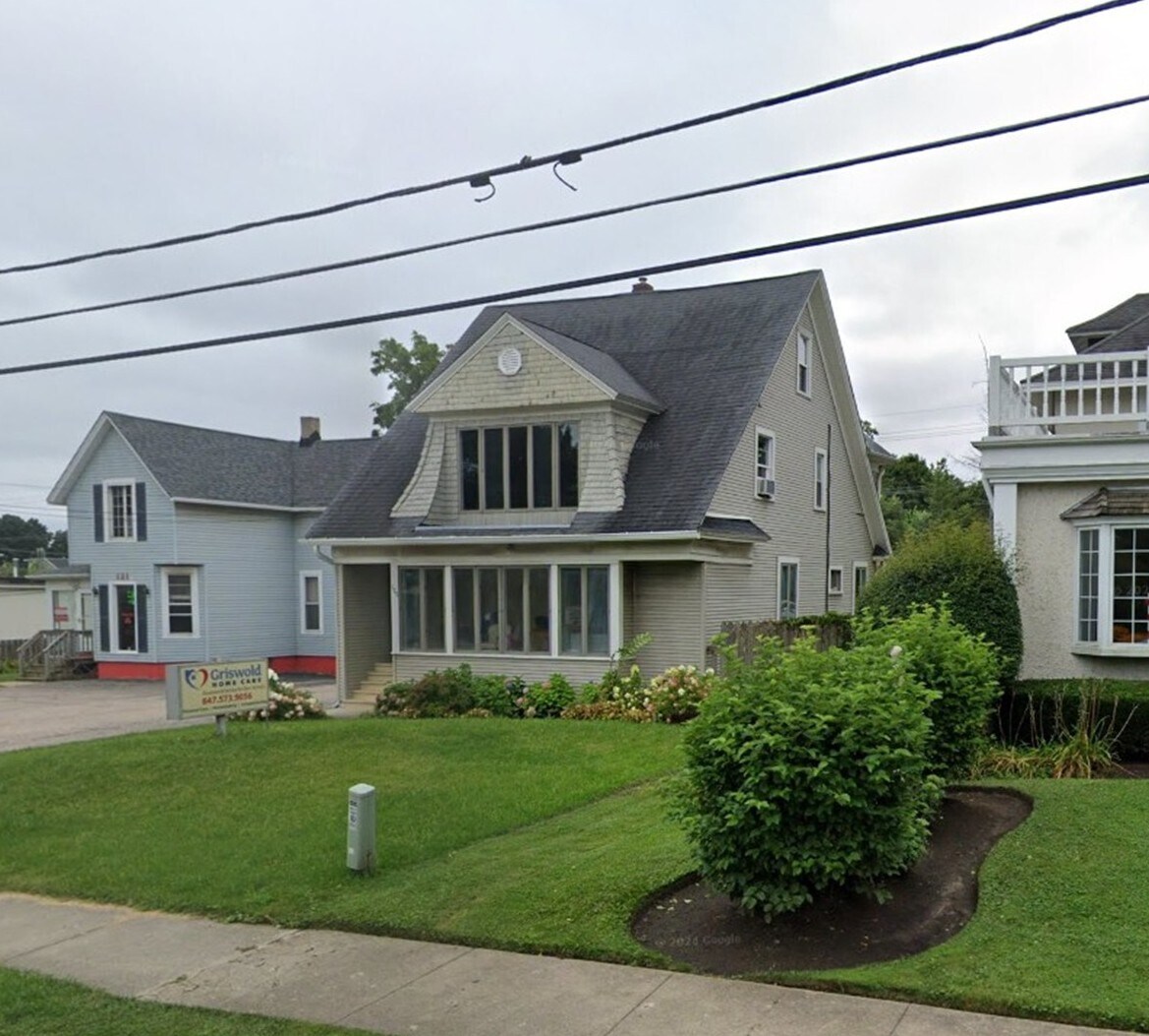 125 W Park Ave, Libertyville, IL for lease Building Photo- Image 1 of 10