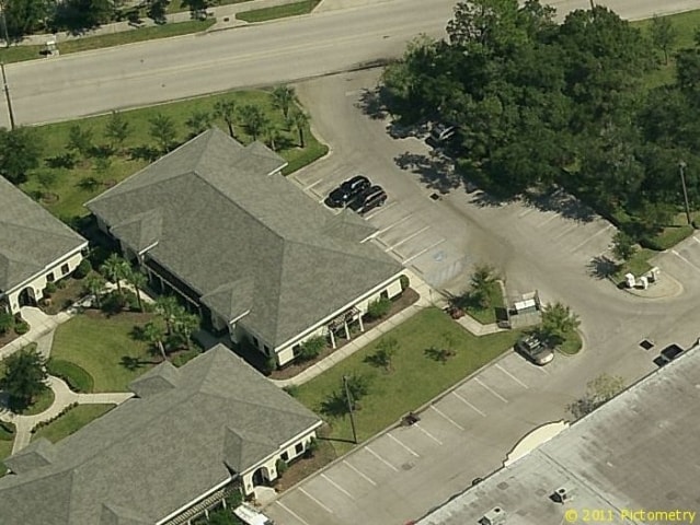 8240 118th Ave N, Largo, FL for sale - Aerial - Image 2 of 5