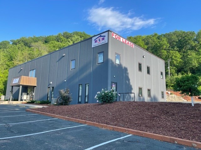 129 Hedin Ave, Red Wing, MN à louer Photo du bâtiment- Image 1 de 36