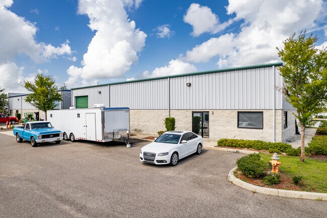 Plus de détails pour 260-278 Springview Commerce Dr, DeBary, FL - Local d'activités, Industriel à louer