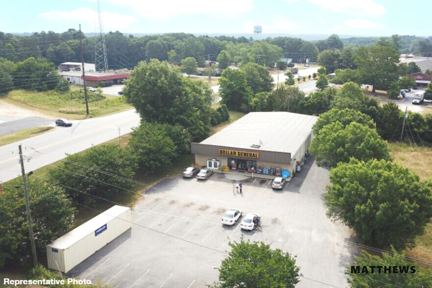 413 W Queen St, Edenton, NC à vendre - Photo du bâtiment - Image 2 de 3