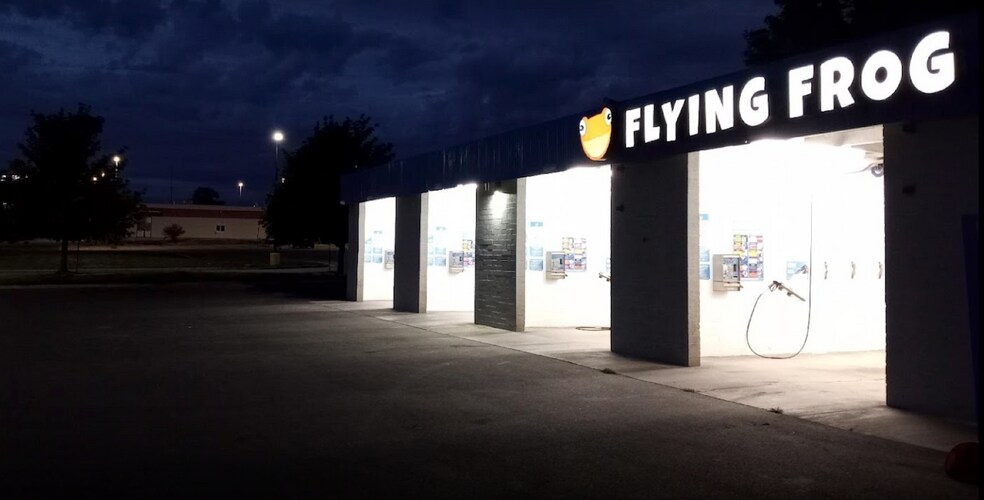 4566 S 4000 W, Salt Lake City, UT à vendre - Photo du bâtiment - Image 3 de 5