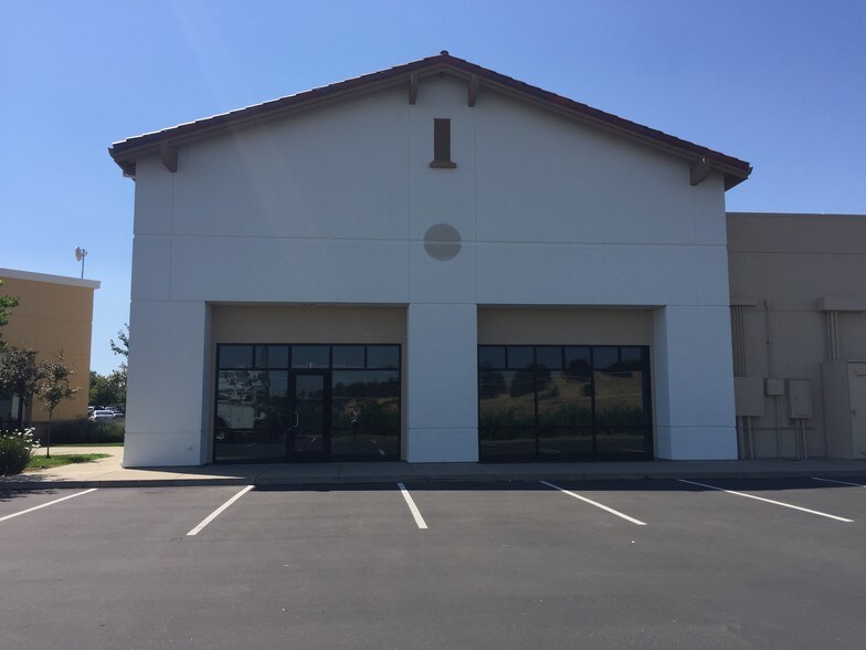12140 Industry Blvd, Jackson, CA à louer - Photo du bâtiment - Image 3 de 7
