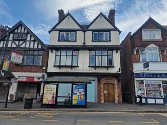 Plus de détails pour 21 Station Ave, Caterham - Commerce de détail à vendre