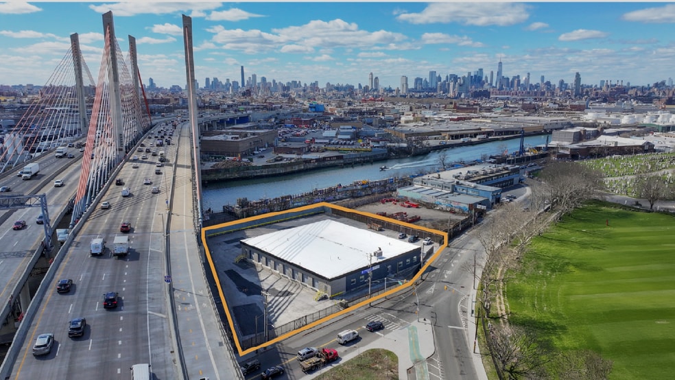 34-52 Laurel Hill Blvd, Maspeth, NY for lease - Aerial - Image 1 of 4