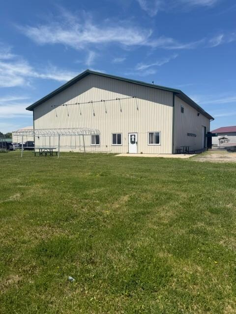 Plus de détails pour 305 Bach Ave, New York Mills, MN - Industriel à vendre