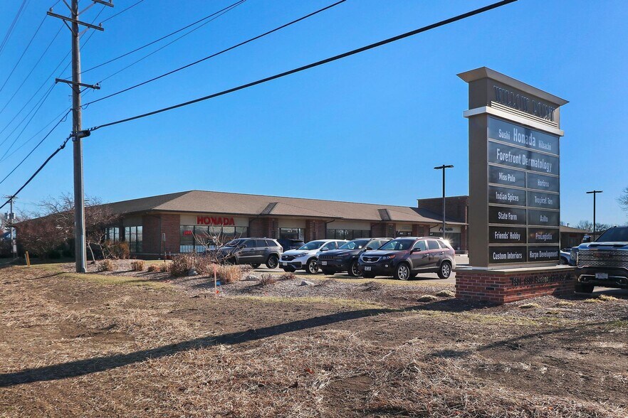 8501-8503 75th St, Kenosha, WI à louer - Photo du bâtiment - Image 3 de 4