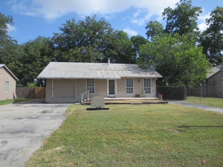127 Seale Rd, San Antonio, TX for sale - Primary Photo - Image 1 of 8