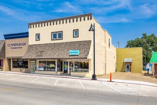 Plus de détails pour 307 E Main St, Knoxville, IA - Commerce de détail à vendre