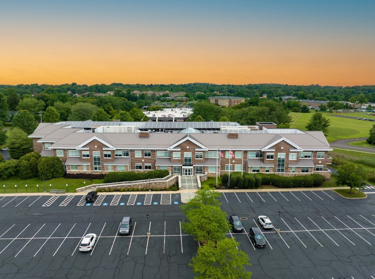 662 Penn St, Newtown, PA à vendre Photo du bâtiment- Image 1 de 24