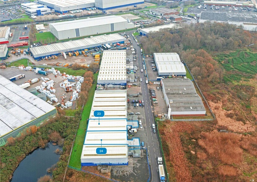 Britonwood Trading Estate, Liverpool à louer - Photo du bâtiment - Image 2 de 5