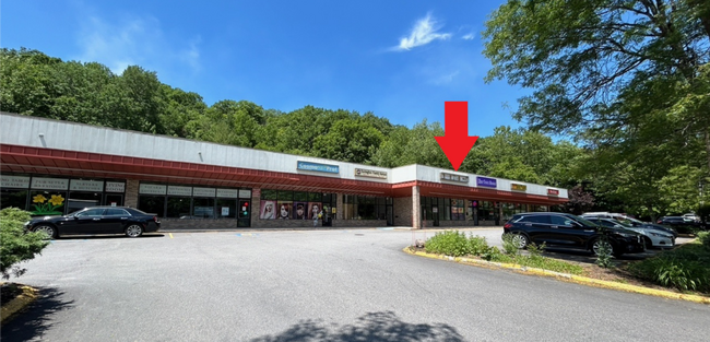 More details for 679-711 Winsted Rd, Torrington, CT - Office/Retail for Lease