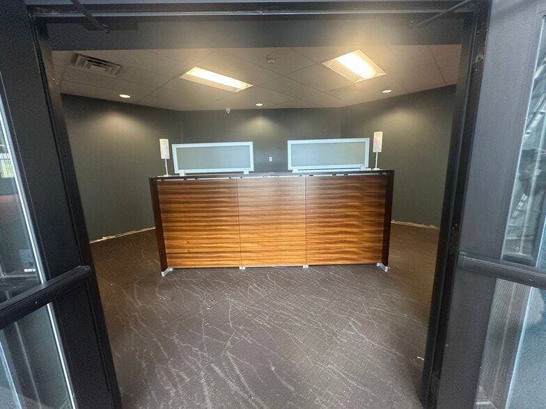 4725 Twin Rivers Rd, North Platte, NE for lease - Building Photo - Image 3 of 37