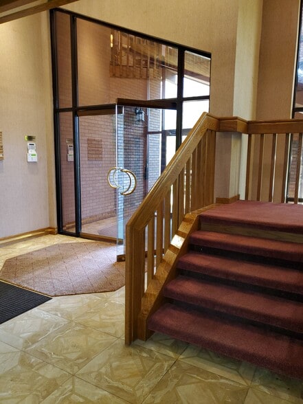 5400 Ward Rd, Arvada, CO à louer - Hall d’entrée - Image 2 de 6