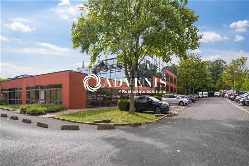 Office in Champs-sur-Marne for lease - Building Photo - Image 2 of 20