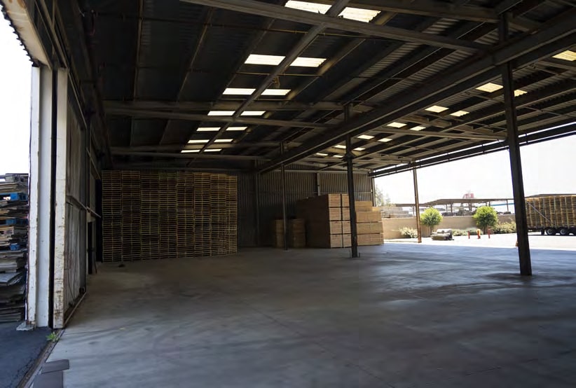 10665 Redwood Ave, Fontana, CA for lease Interior Photo- Image 1 of 6