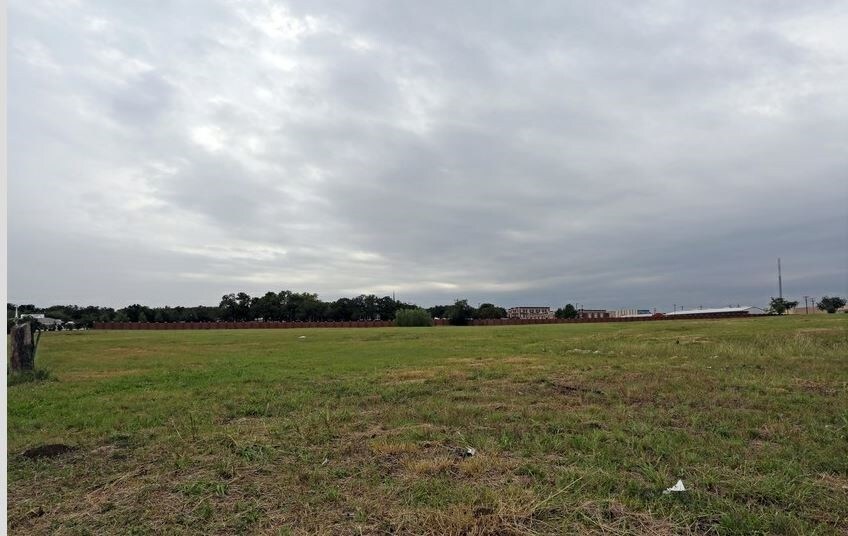 3000 Renaissance Sq, Fort Worth, TX à louer - Photo du bâtiment - Image 2 de 2