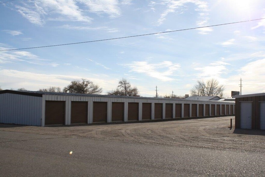 4633-4661 Beacon Way, Fallon, NV à vendre - Photo du bâtiment - Image 3 de 5