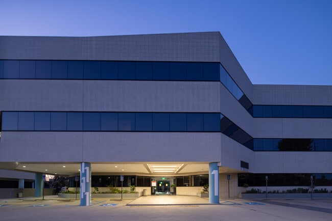 More details for 6345 Balboa Blvd, Encino, CA - Multiple Space Uses for Lease