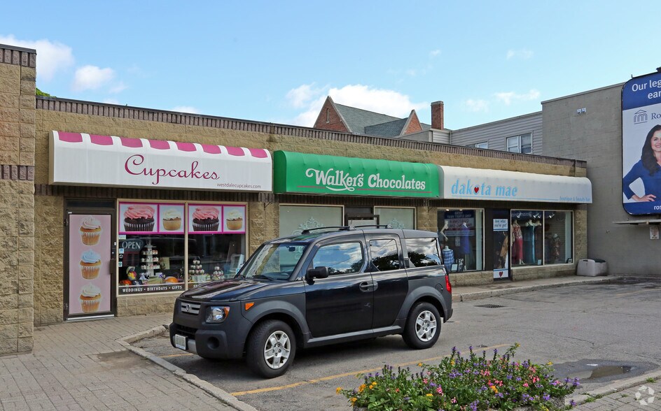 1050 King St W, Hamilton, ON à louer - Photo du bâtiment - Image 3 de 6