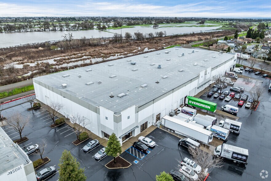 5091 Kelton Way, Sacramento, CA à louer - Aérien - Image 3 de 4