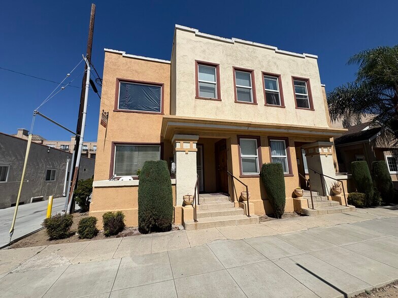 617 W 3rd St, Long Beach, CA à vendre - Photo principale - Image 2 de 23