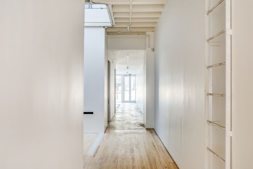 134 10th Ave, New York, NY for sale - Building Photo - Image 2 of 11