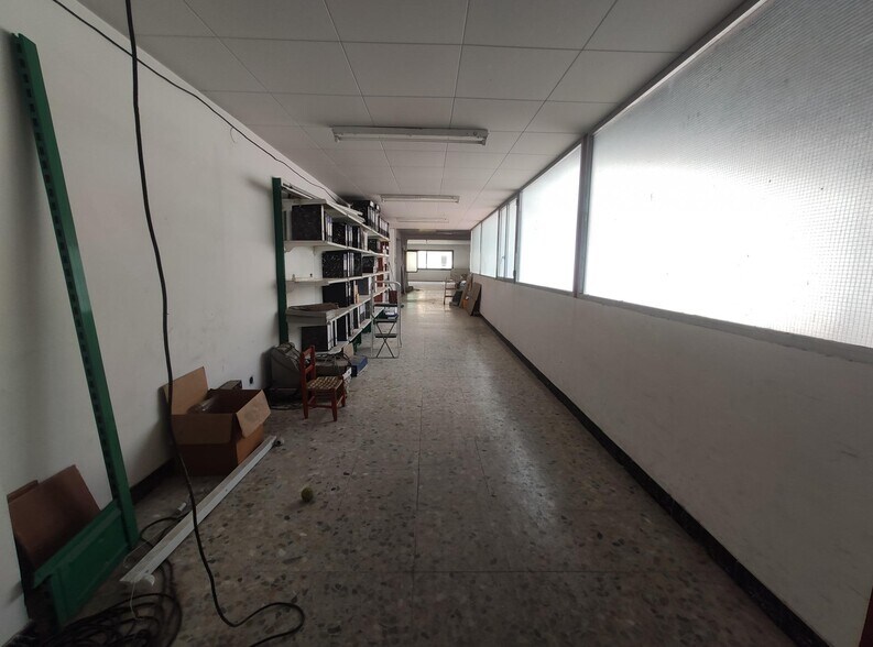 Edificios en Cirera portefeuille de 2 propriétés à vendre sur LoopNet.ca - Photo du bâtiment - Image 3 de 21