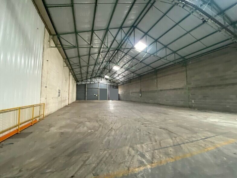 Route Du Pou Du Ciel, Reyrieux for lease - Building Photo - Image 2 of 12