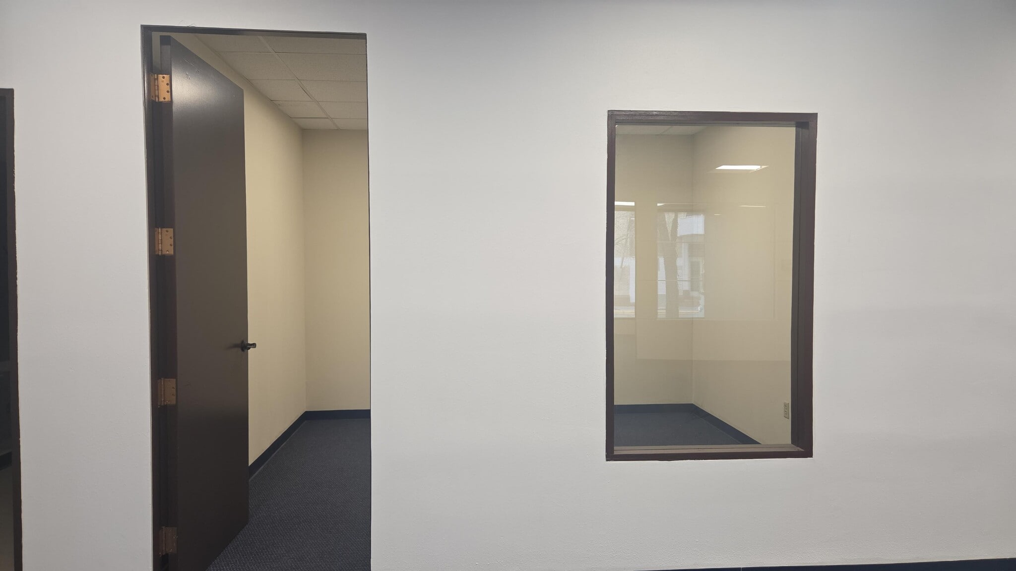 416 N Stanton St, El Paso, TX à louer Photo intérieure- Image 1 de 3