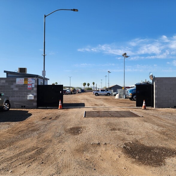 3201 W Lewis Ave, Phoenix, AZ for lease - Building Photo - Image 2 of 13