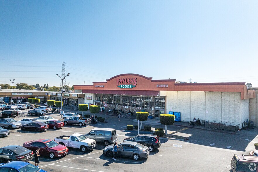 620-650 E El Segundo Blvd, Los Angeles, CA à louer - Photo du bâtiment - Image 2 de 5