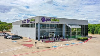 More details for 490 Oakbend Dr, Lewisville, TX - Retail for Sale