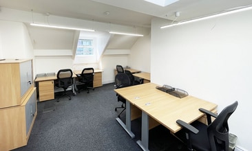 26 Regent Rd, Altrincham for lease Interior Photo- Image 1 of 5