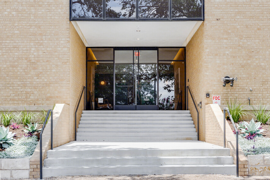 1515 S Capital of Texas Hwy, Austin, TX for lease - Building Photo - Image 3 of 7