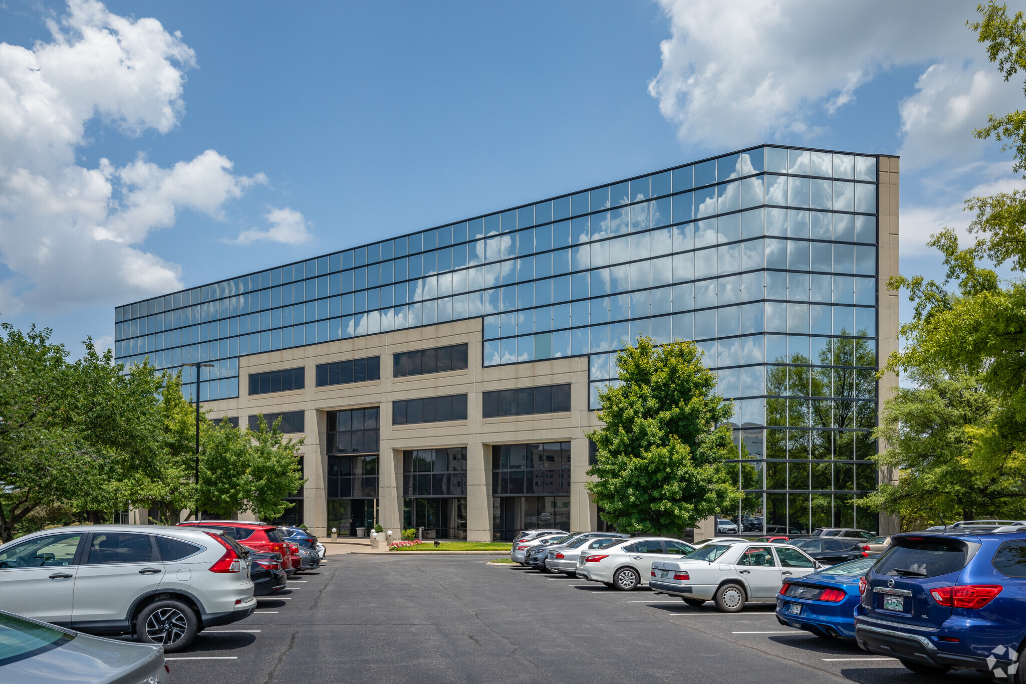 15 Century Blvd, Nashville, TN for lease Building Photo- Image 1 of 19