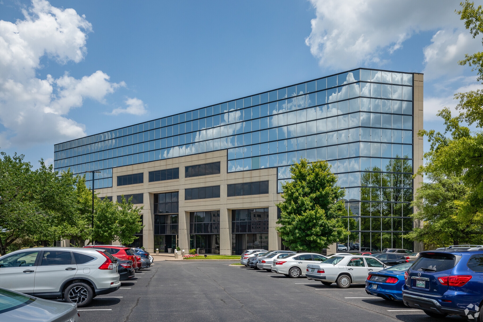 15 Century Blvd, Nashville, TN for lease Primary Photo- Image 1 of 19